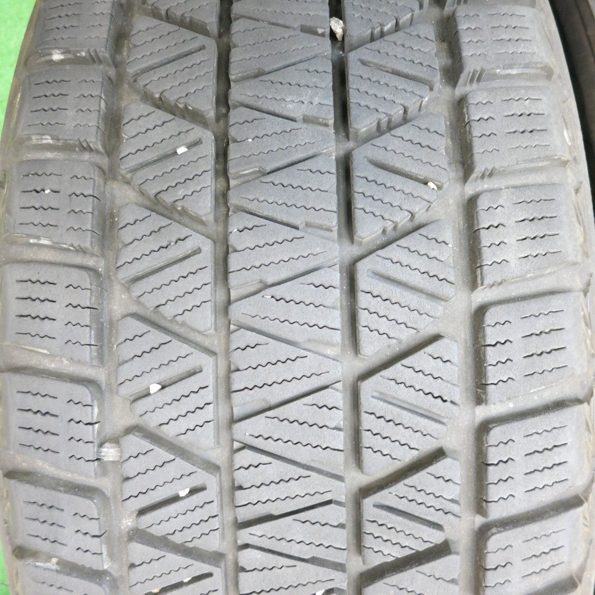 バリ溝!22年!8.5分★レクサス RX バージョンL 純正 235/55R20 スタッドレス ブリヂストン ブリザック DM-V3 20インチ PCD114.3/5H★5050305HAス
