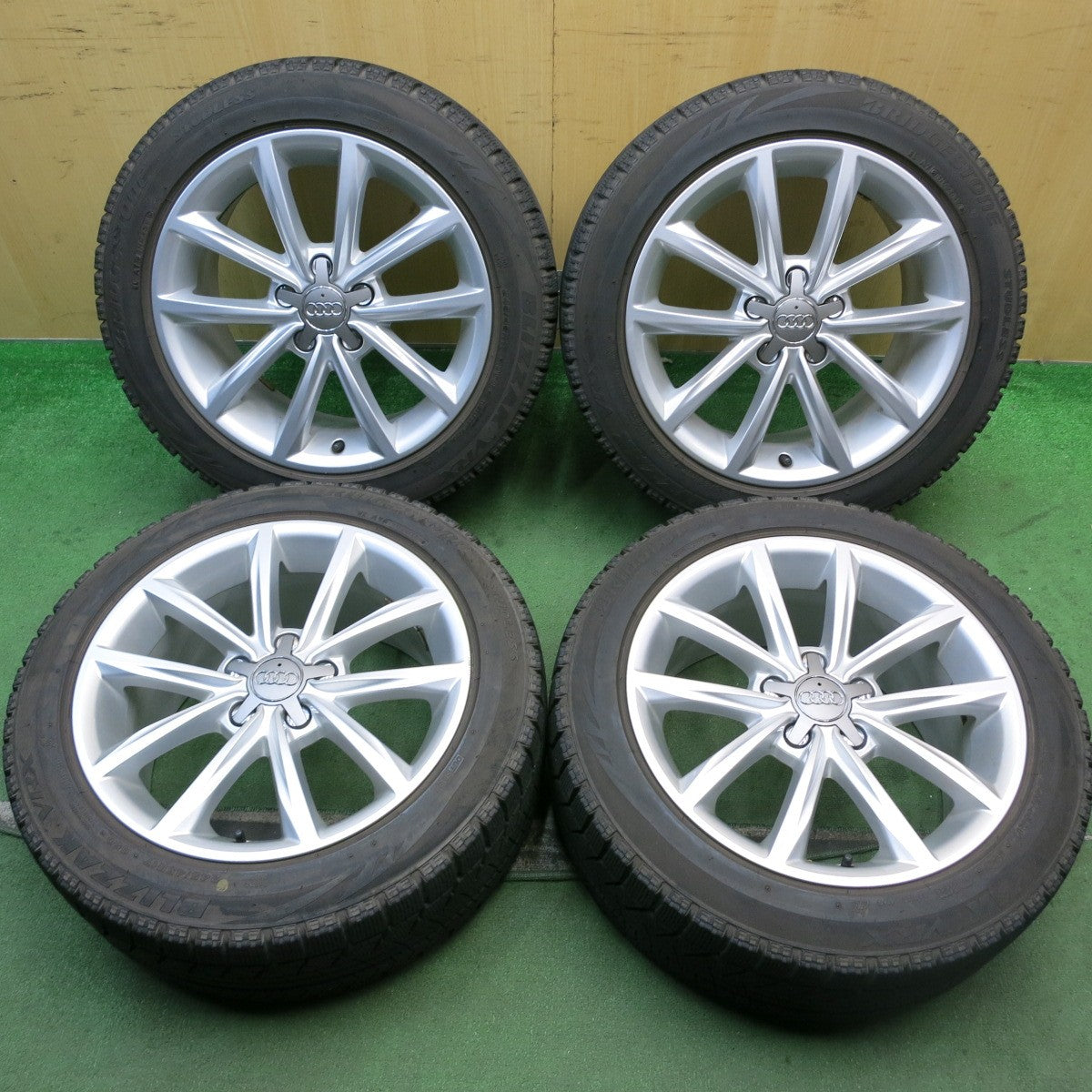 バリ溝！8.5分☆アウディ TT 純正 245/45R17 スタッドレス 