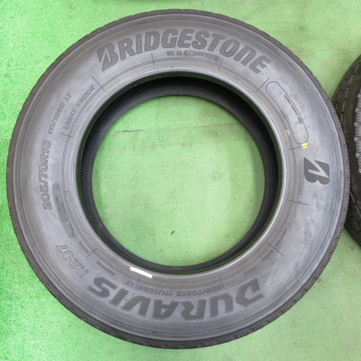 25年!ほぼ未使用!6本★トラック タイヤ 205/70R16 111/109N ブリヂストン デュラビス R207 DURAVIS 16インチ★5071003イノタ