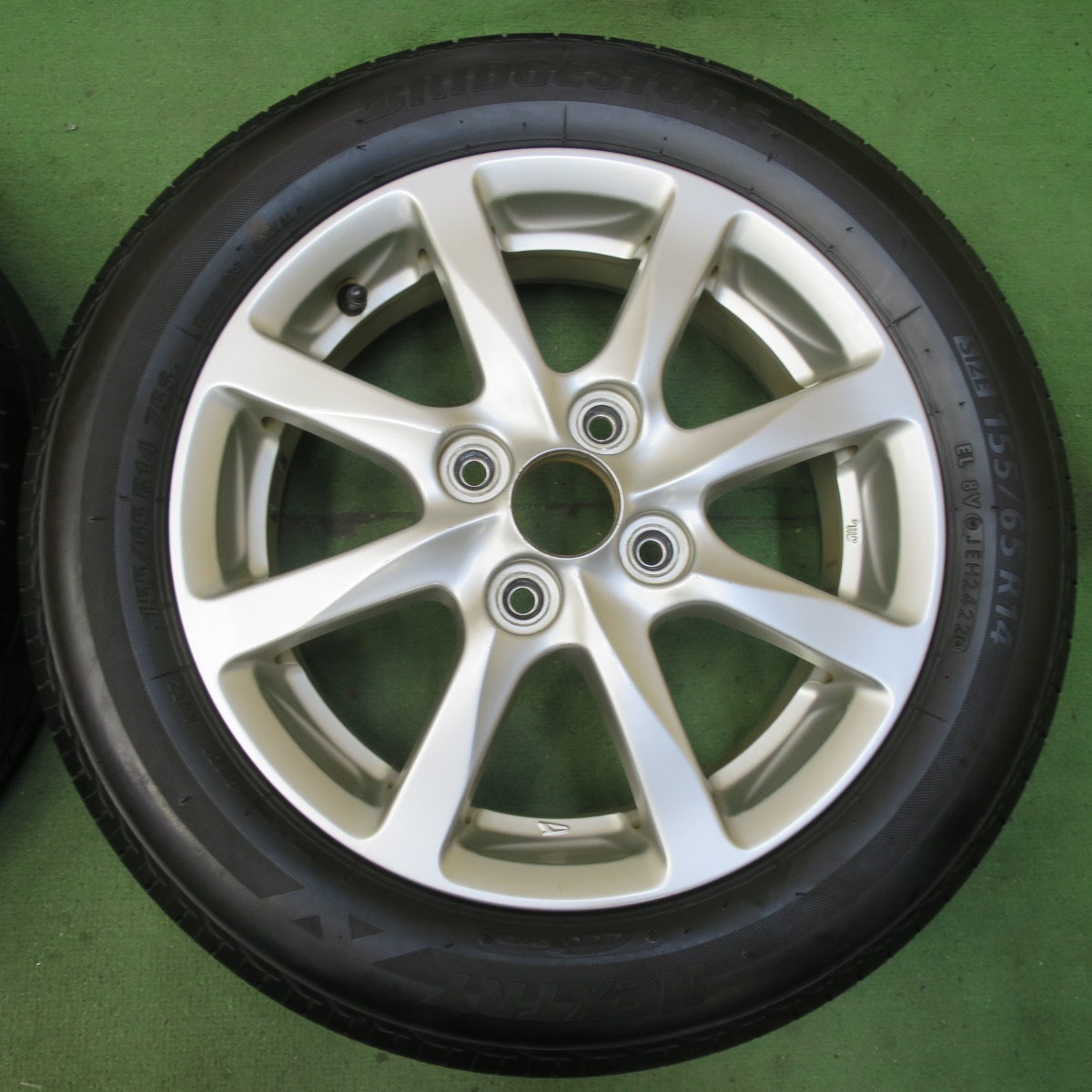 バリ溝!22年!9.5分以上★ダイハツ タント ムーヴ 等 純正 155/65R14 ブリヂストン ネクストリー エコピア 14インチ PCD100/4H★5100405イノ