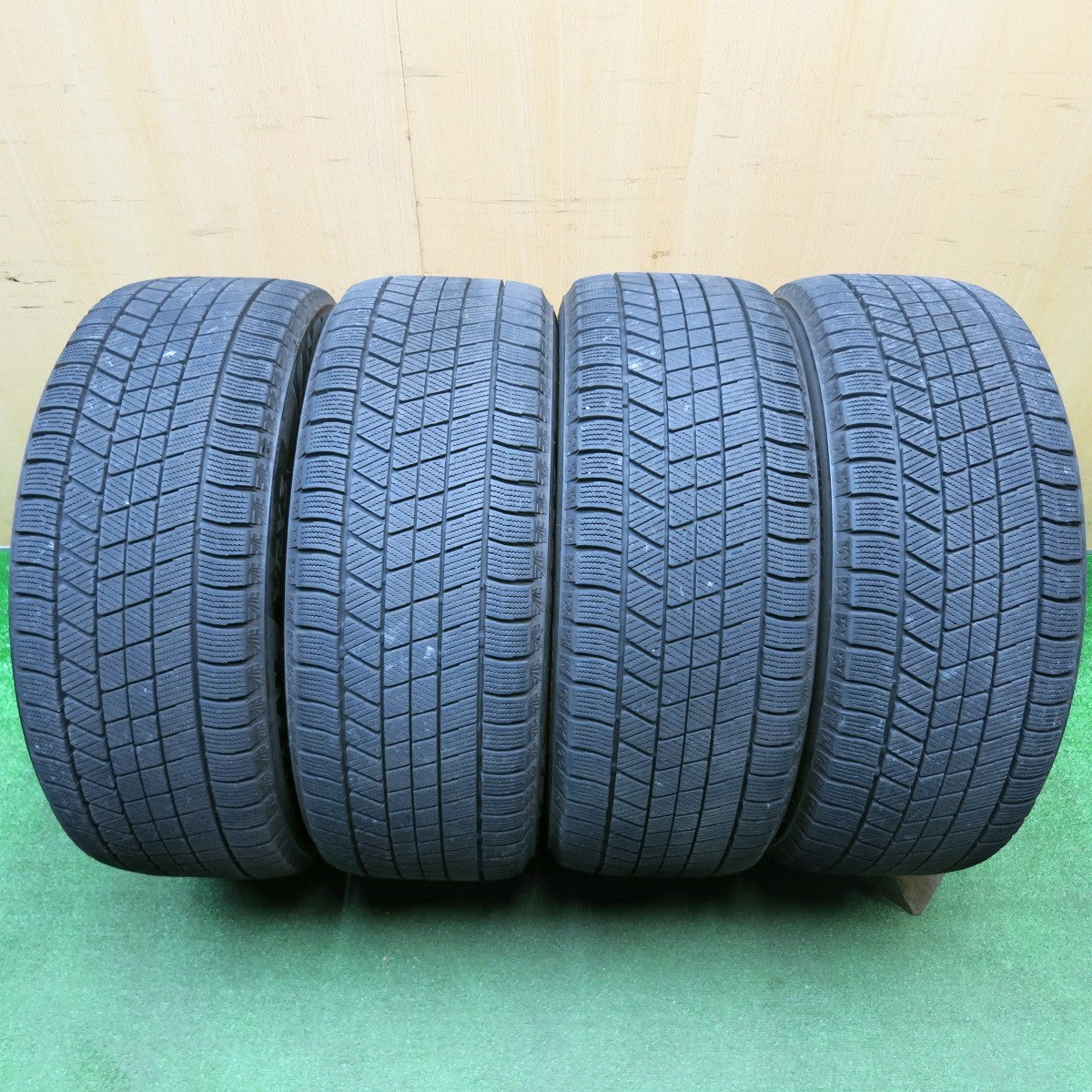 バリ溝!21年!9分★BMW 等 MAK FAHR 225/50R17 スタッドレス ブリヂストン ブリザック VRX3 ファー 17インチ PCD112/5H★5121312HAス