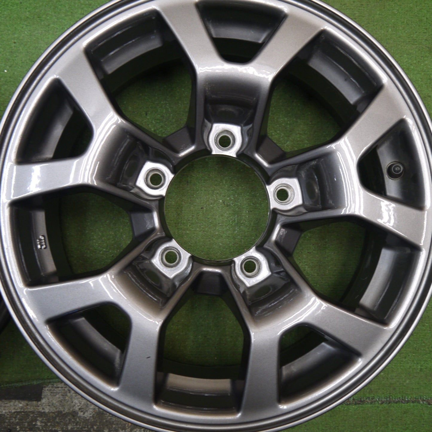 キレイ★スズキ JB74W ジムニーシエラ 純正 ホイール 15インチ 15×5.5J PCD139.7/5H★5070406Hホ
