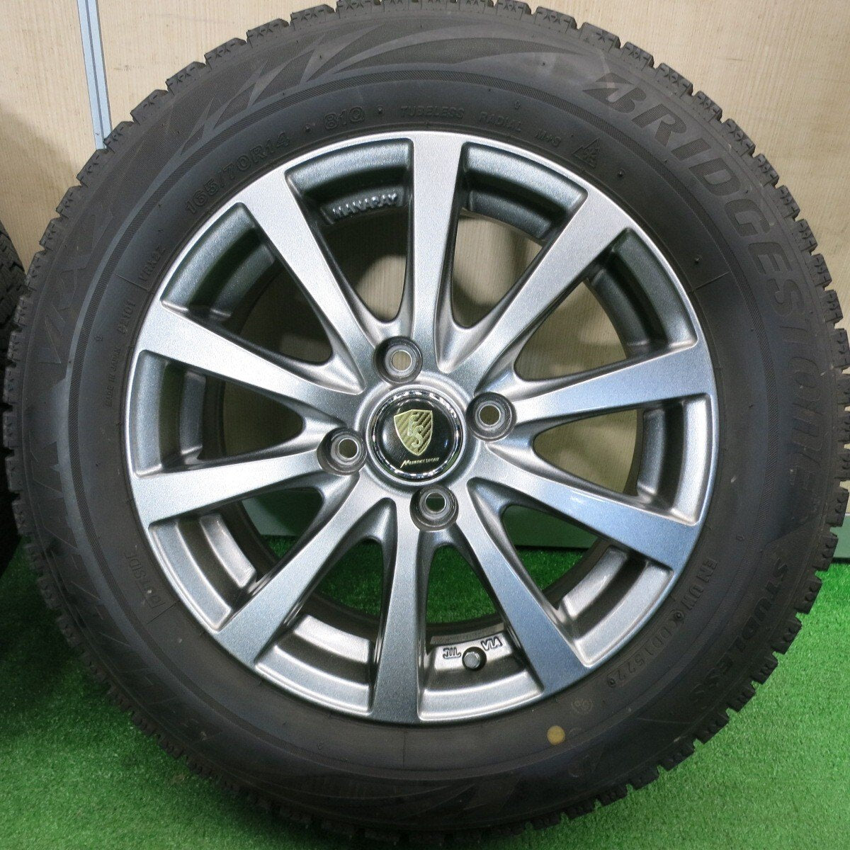 バリ溝!22年!キレイ!9.5分★スタッドレス 165/70R14 ブリヂストン ブリザック VRX2 MANARAY SPORT マナレイ 14インチ PCD100/4H★4121808TNス