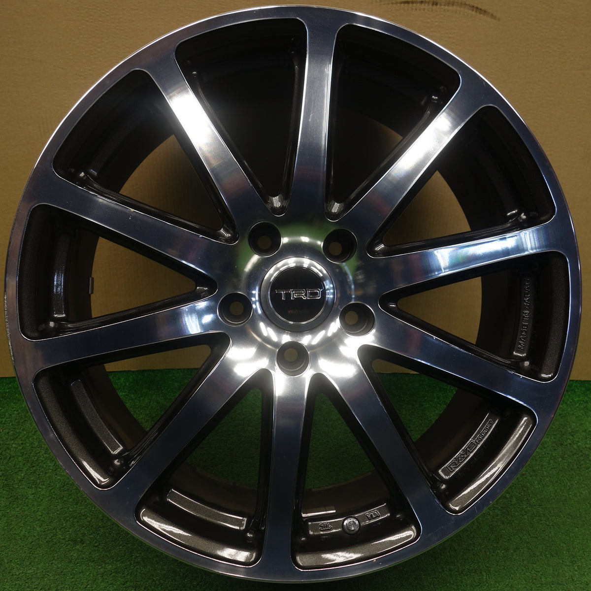 1本価格★RAYS TRD TF2 18インチ ホイール 18×7.5J レイズ PCD114.3/5H★6032203KTホ