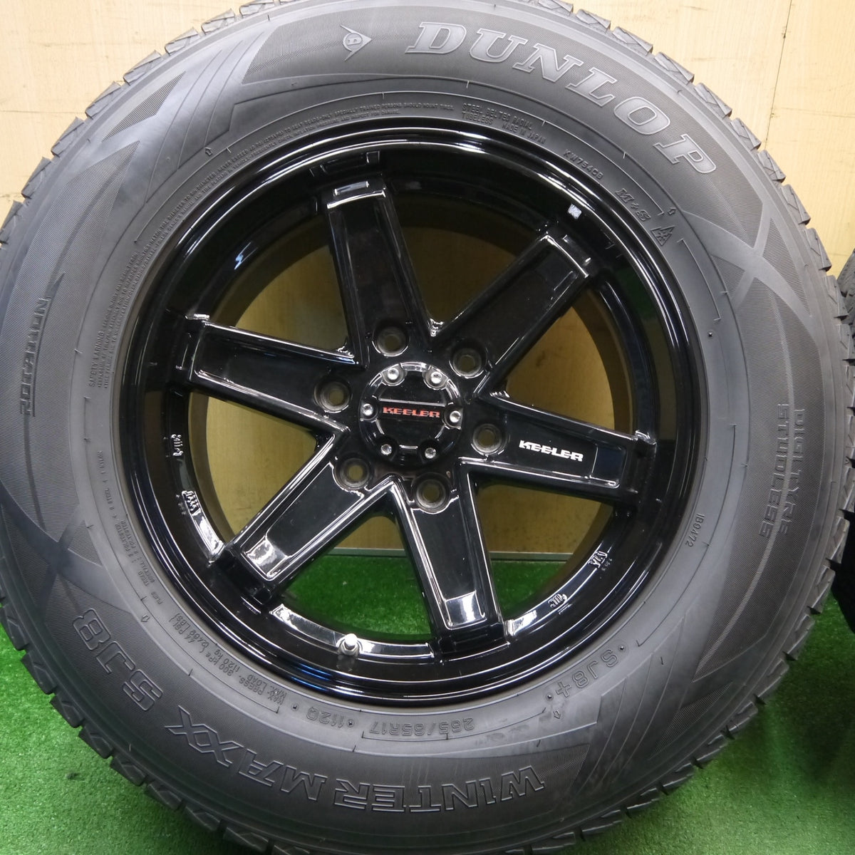 バリ溝!キレイ!9.5分★KEELER TACTICS 265/65R17 スタッドレス ダンロップ ウインターマックス SJ8 SJ8+ キーラー タクティクス 17インチ PCD139.7/6H★6021002Hス