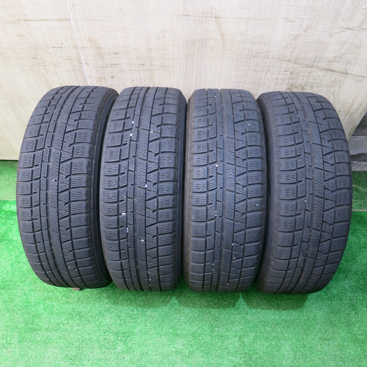 バリ溝!キレイ!9分★トヨタ プリウスα 純正 205/60R16 スタッドレス ヨコハマ アイスガード iG50 プラス 16インチ PCD114.3/5H★5051704NJス