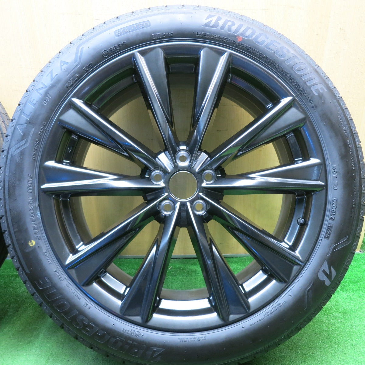 新車外し!25年★レクサス RX Fスポーツ 純正 235/50R21 ブリヂストン アレンザ 001 21インチ PCD114.3/5H★5051806HAノ
