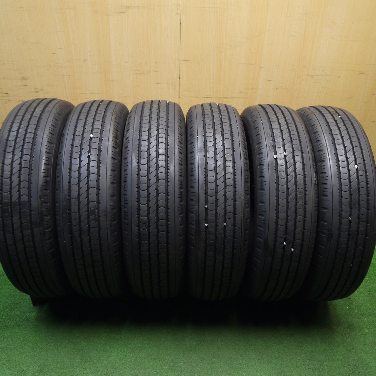 バリ溝!8.5分!6本★トラック タイヤ 205/75R16 113/111L ダンロップ SP355K 16インチ★5120901Hノタ