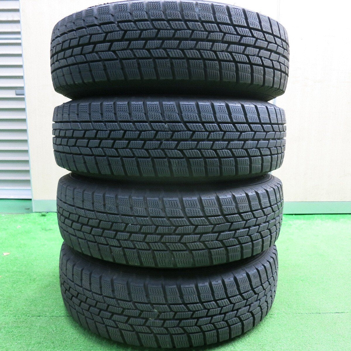 バリ溝!8.5分★スタッドレス 165/70R14 グッドイヤー アイスナビ6 ravrion LUMIERE ラブリオン 14インチ PCD100/4H★4123108HAス