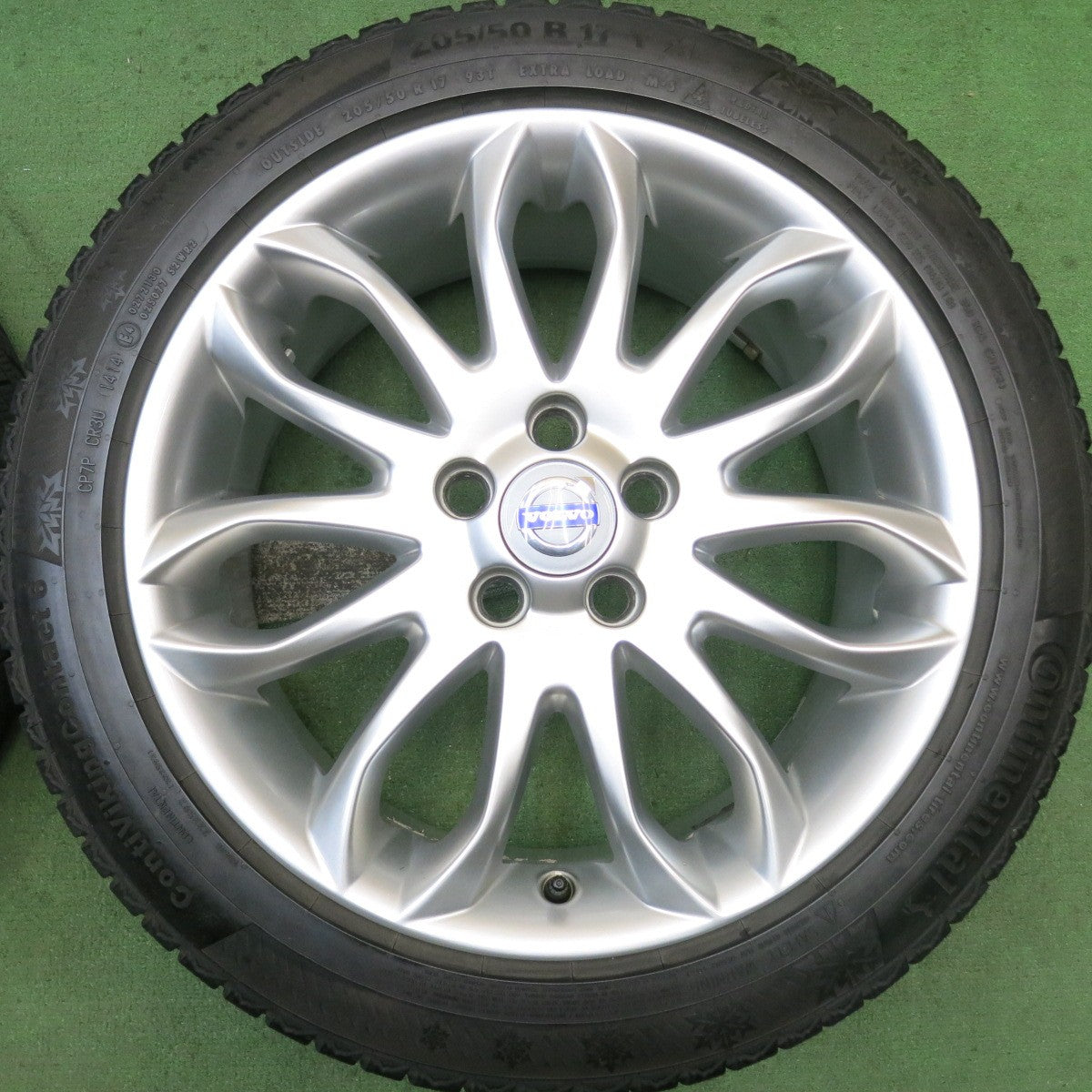 4本価格★ボルボ C30 純正 205/50R17 スタッドレス コンチネンタル コンチバイキング コンタクト6 17インチ PCD108/5H★5092106HAス