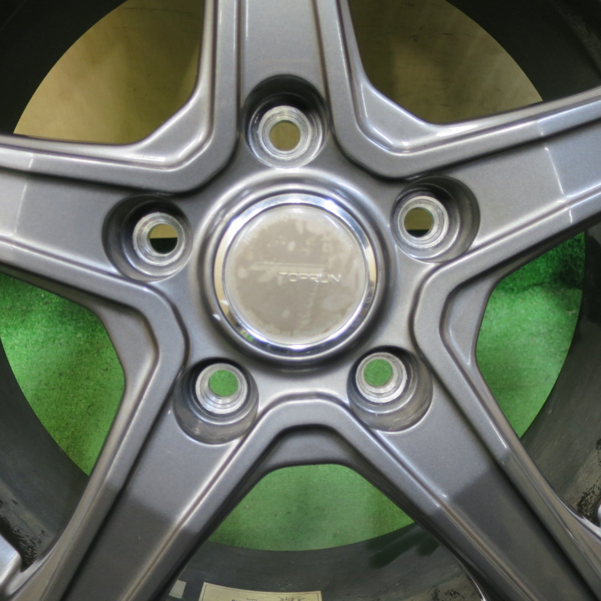 バリ溝!22年!キレイ!9.5分★スタッドレス 205/65R16 ブリヂストン ブリザック VRX3 TOPRUN トップラン 16インチ PCD114.3/5H★5092503TTス