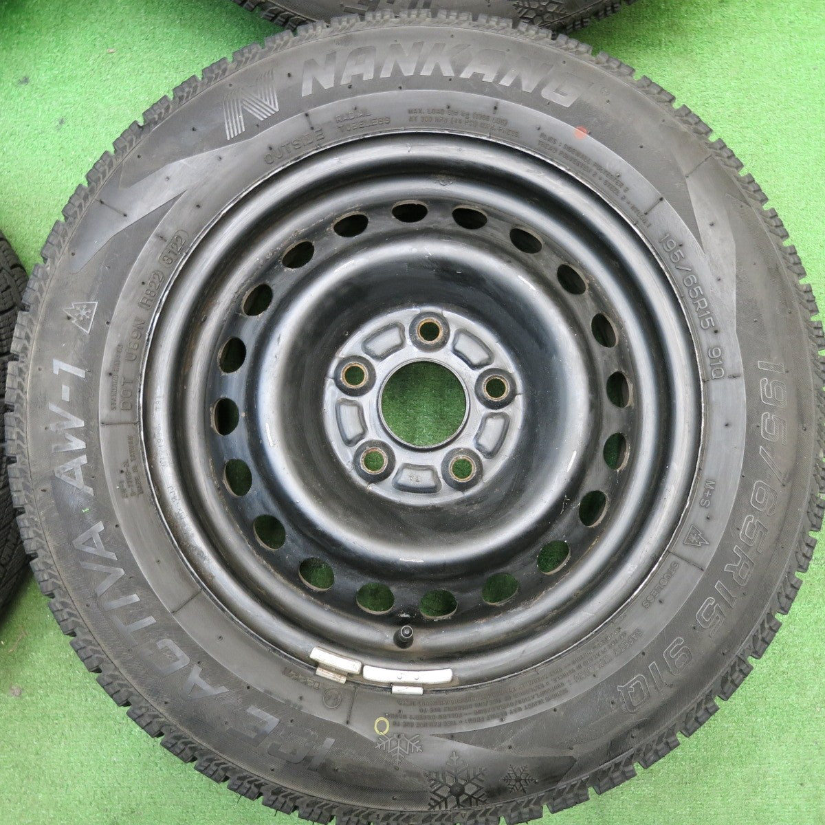 バリ溝!22年!9.5分★スタッドレス 195/65R15 ナンカン アイスアクティバ AW-1 スチール ホイール 15インチ PCD114.3/5H★5051201AKス