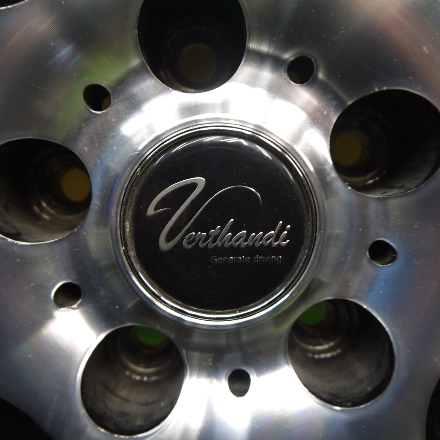 バリ溝!22年!9.5分以上★スタッドレス 215/45R17 ナンカン アイスアクティバ AW-1 Verthandi ヴェルザンディ ヴェルサンディ 17インチ PCD114.3/5H★5051206Hス