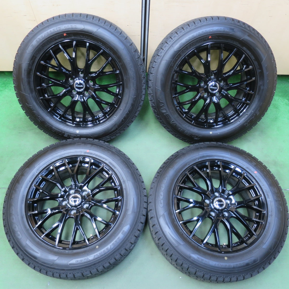 超バリ溝!24年!キレイ!ほぼ10分★スタッドレス 225/65R17 グッドイヤー アイスナビ SUV Exceeder エクシーダー 17インチ PCD114.3/5H★5110401イス