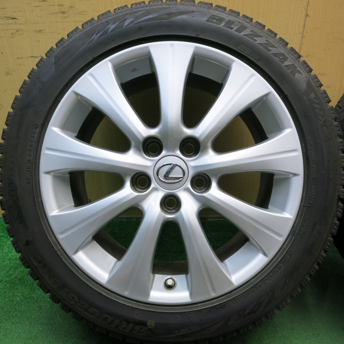 センサー付!バリ溝!21年!キレイ!8.5分★レクサス GS 純正 225/50R17 スタッドレス ブリヂストン ブリザック VRX3 VRX2 17インチ PCD114.3/5H★5070103HAス