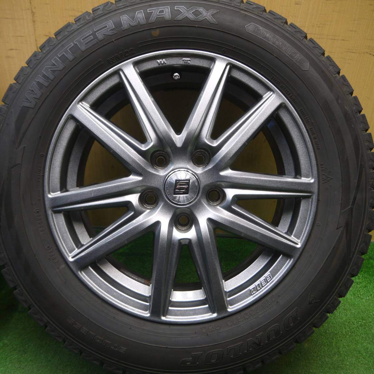 バリ溝!キレイ!9.5分★スタッドレス 215/60R16 ダンロップ ウインターマックス WM02 SEIN ザイン 16インチ PCD114.3/5H★5021205Hス