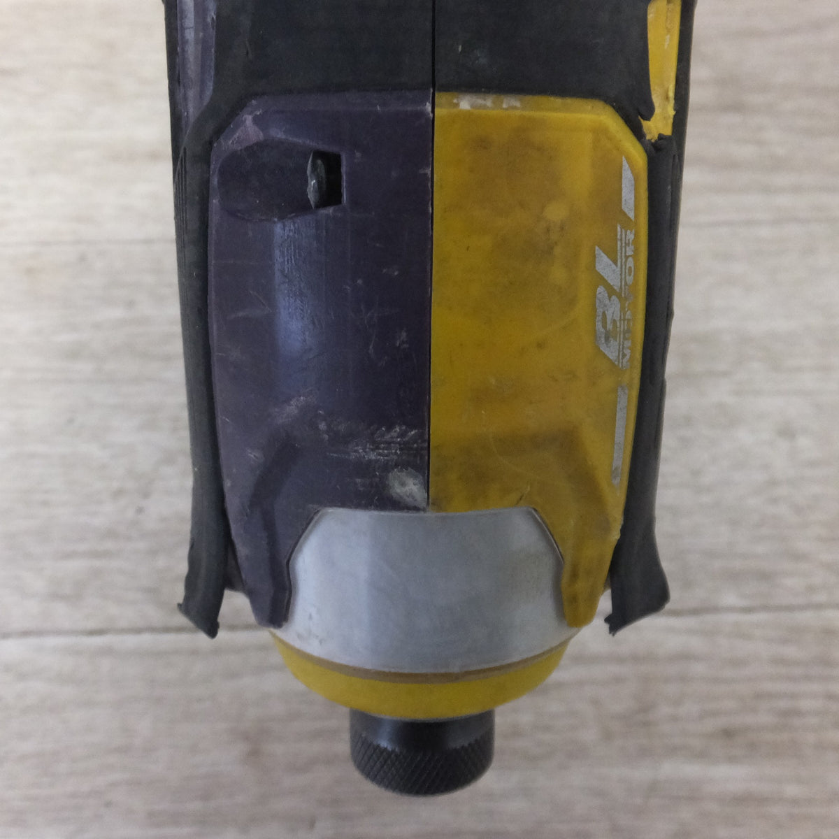 ★マキタ makita 充電式インパクトドライバ TD172D 18V 本体のみ ツートンカラー(1)★
