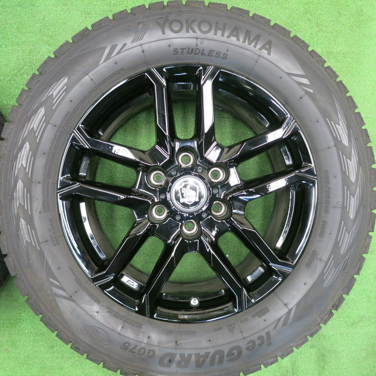バリ溝!23年!キレイ!9.5分★BAREROCK BISON KOSEI 265/60R18 スタッドレス ヨコハマ アイスガード G075 ベアロック バイソン 光生 PCD139.7/6H★4121809TNス