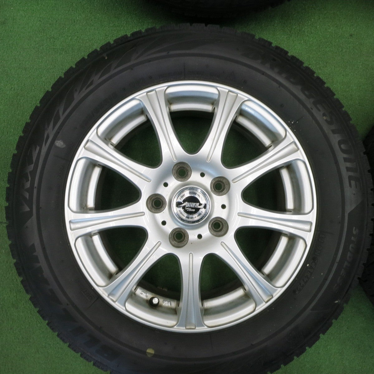 4本価格 22年★スタッドレス 195/65R15 ブリヂストン ブリザック VRX2 AXEL Three アクセル PCD114.3/5H★5021301TNス