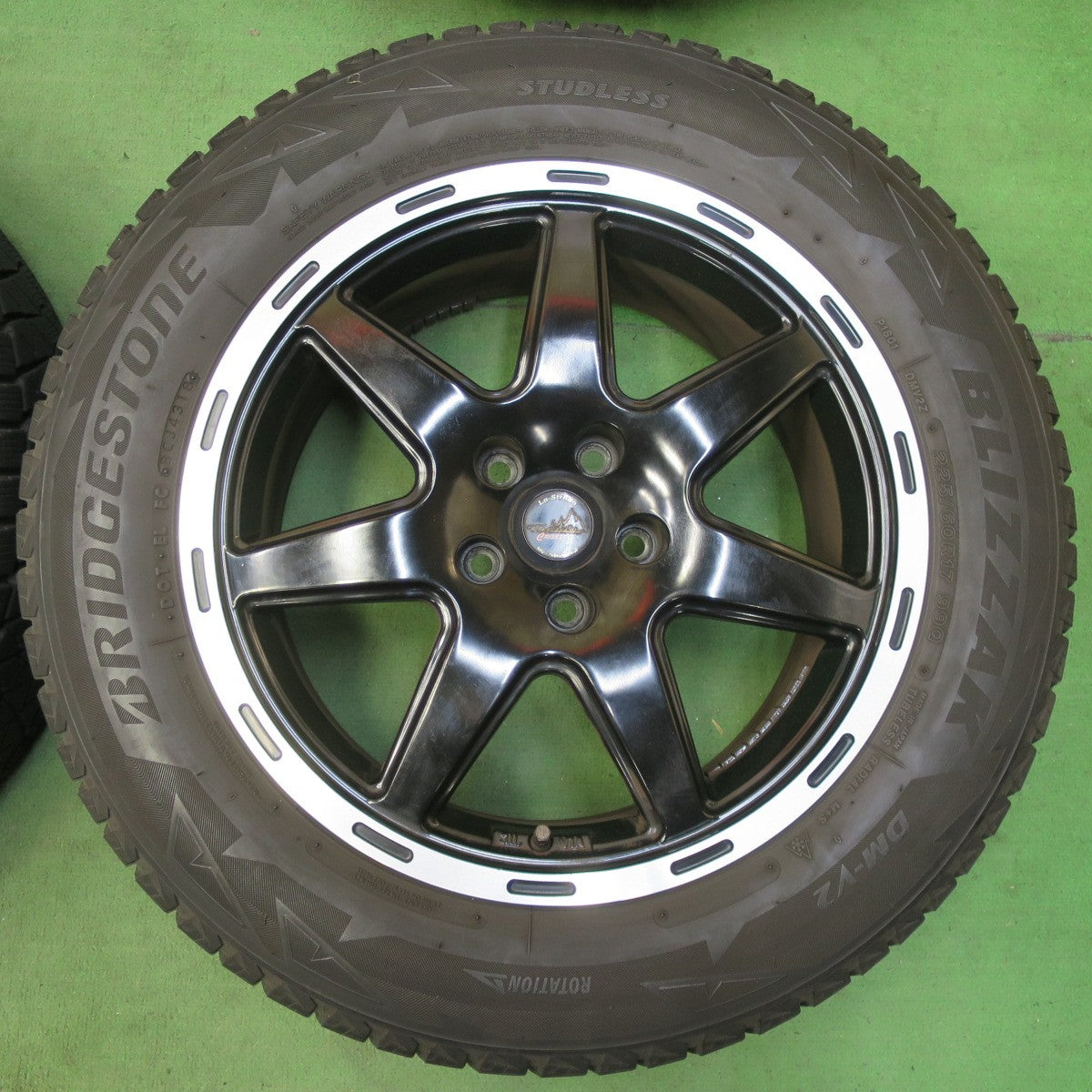 4本価格★ジープ 等 225/60R17 スタッドレス ブリヂストン ブリザック DM-V2 Tirado CROSS La-Strada 阿部商会 17インチ PCD110/5H★5042404イス