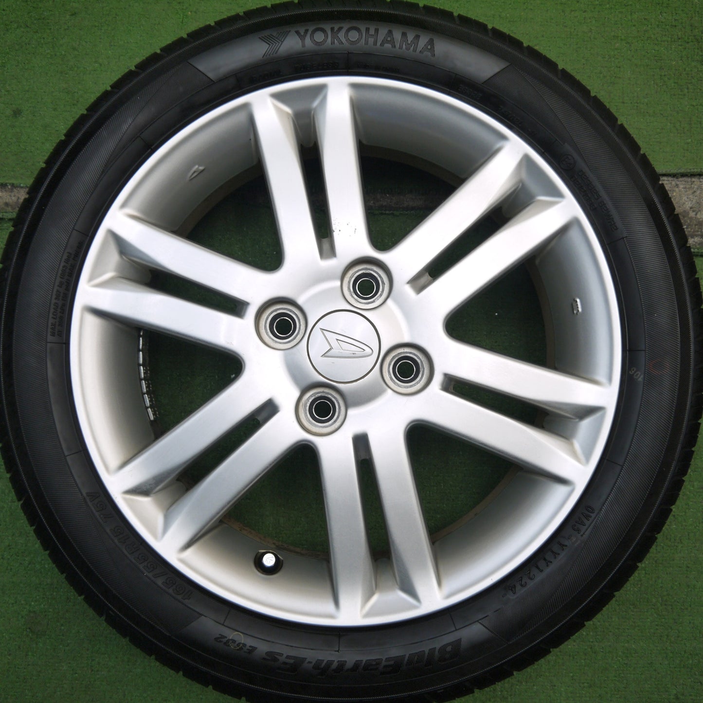 4本価格!24年★ダイハツ ムーヴ タント カスタム タフト 等 純正 165/55R15 ヨコハマ BluEarth-ES ES32 15インチ PCD100/4H★5061611Hノ