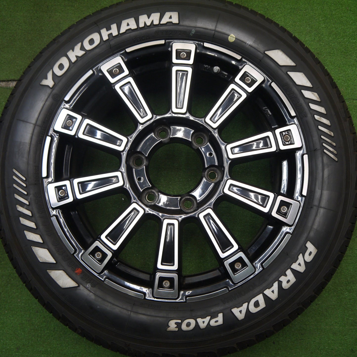 バリ溝!24年!9.5分★Lehrmeister MOST 215/60R17C 109/107S ヨコハマ PARADA PA03 ホワイトレター 17インチ レアマイスター モウスト PCD139.7/6H★5041410Hノ