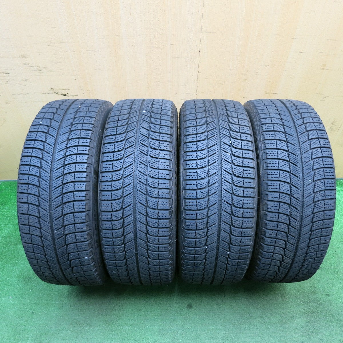 バリ溝!キレイ!8.5分★スバル インプレッサ スポーツ 純正 205/50R17 スタッドレス ミシュラン X-ICE3+ 17インチ PCD100/5H★5051407TNス