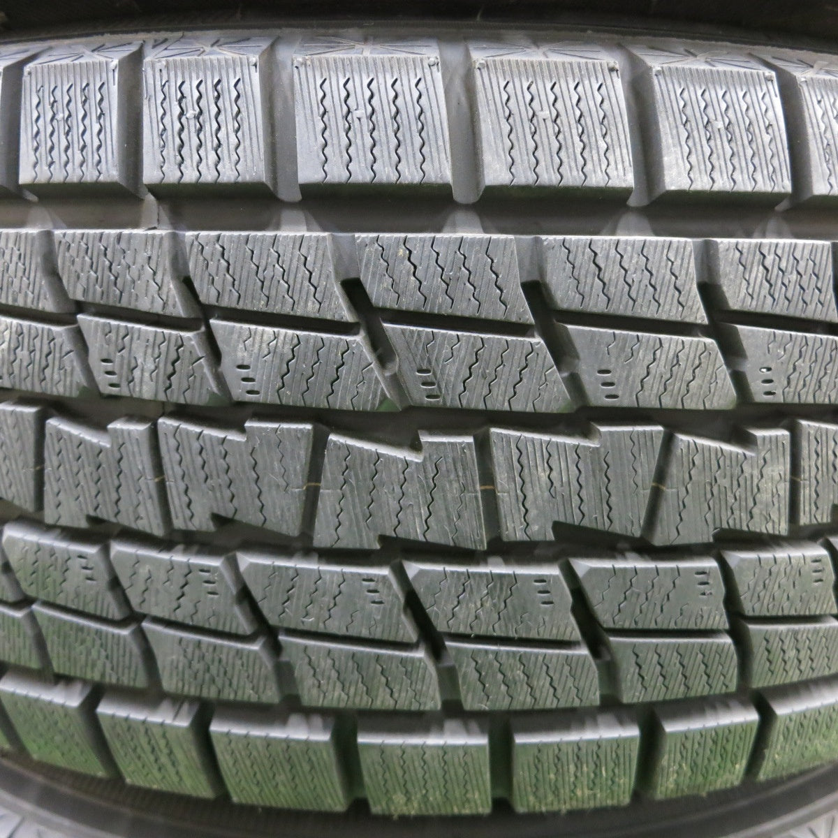 超バリ溝!キレイ!9.5分以上★LOXARNY ROCK KELLY MX 632 265/65R17 スタッドレス グッドイヤー アイスナビ SUV ロクサーニ 17インチ PCD139.7/6H★5043001ナス