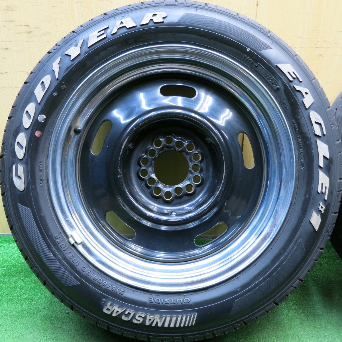 バリ溝!22年!9.5分★アイアンヘッド オールドムーン スチール 215/60R17 グッドイヤー イーグル #1 ナスカー ホワイトレター PCD 100 112 114.3/5H マルチ★5053103HAノ