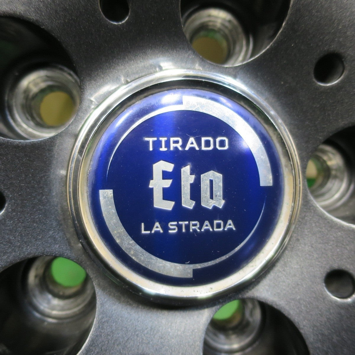 バリ溝!21年!キレイ!9.5分★スタッドレス 225/60R17 ダンロップ ウインターマックス SJ8+ TIRADO Eta LA STRADA ティラード ラストラーダ 17インチ PCD114.3/5H★5031412イス
