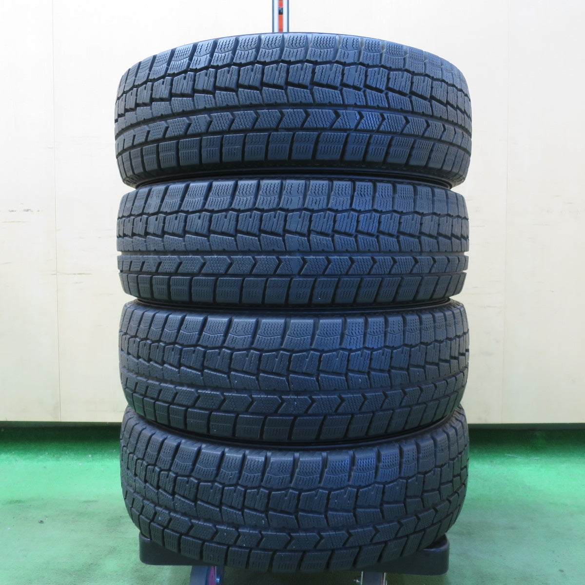 バリ溝!9.5分★スタッドレス 175/65R14 ダンロップ ウインターマックス WM02 タイヤ 14インチ フィット ヴィッツ マーチ 等★5041213イスタ