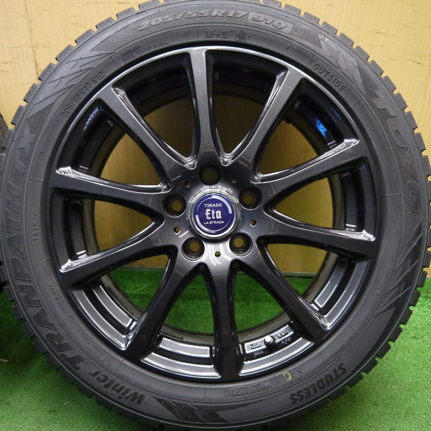 超バリ溝!22年!キレイ!ほぼ10分★スタッドレス 205/55R17 トーヨー ウインター トランパス TX TIRADO Eta LA STRADA ティラード ラストラーダ 17インチ PCD114.3/5H★5052302Hス