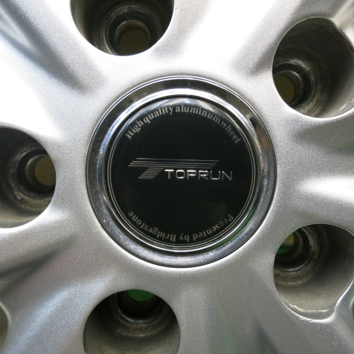 バリ溝!23年!キレイ!9.5分★スタッドレス 215/65R16 ダンロップ ウインターマックス WM02 TOPRUN トップラン 16インチ PCD114.3/5H★5090403HAス