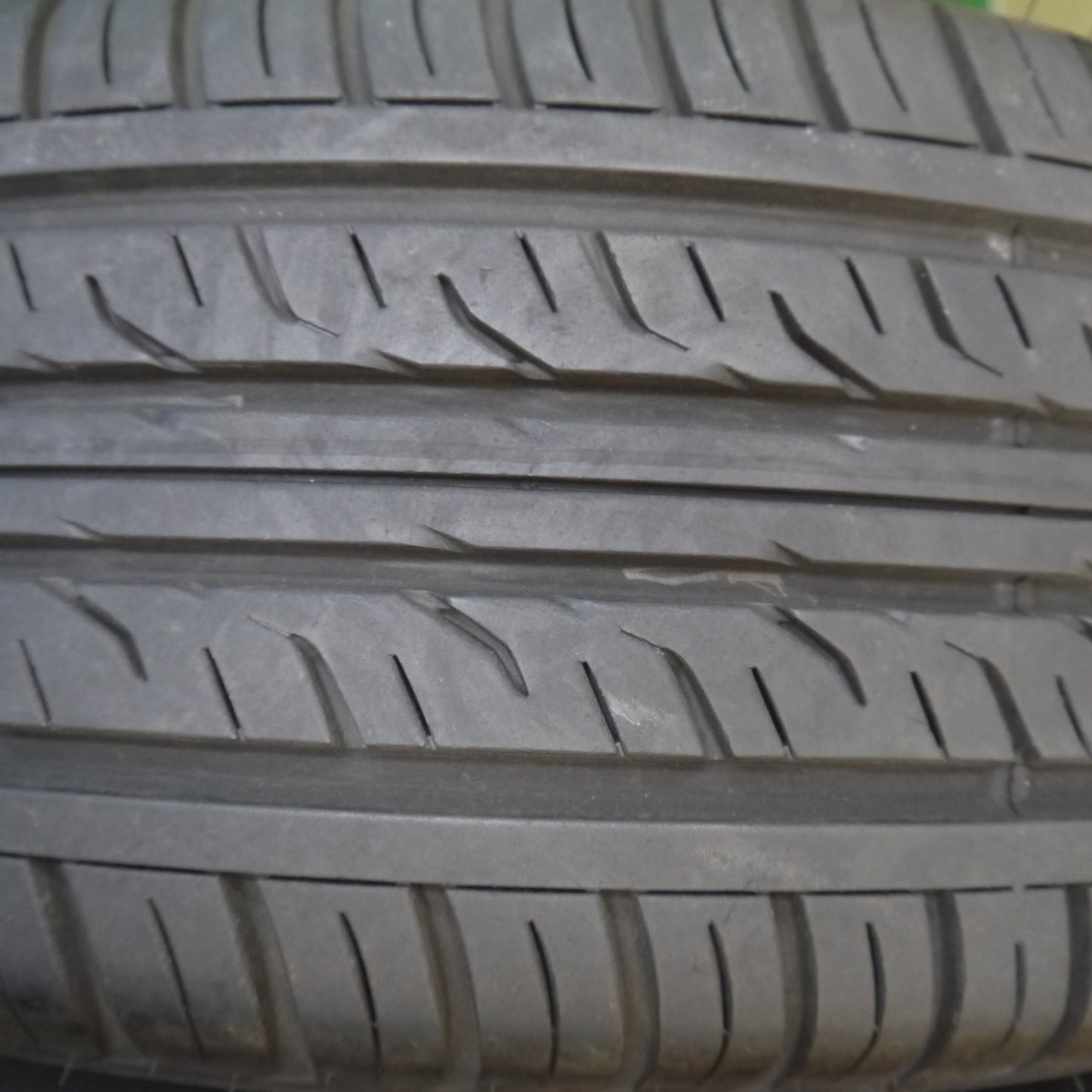 バリ溝!9.5分★275/65R17 ダンロップ グラントレック PT3 タイヤ 17インチ ランクル 100 シグナス サファリ 等★6032411Hノタ