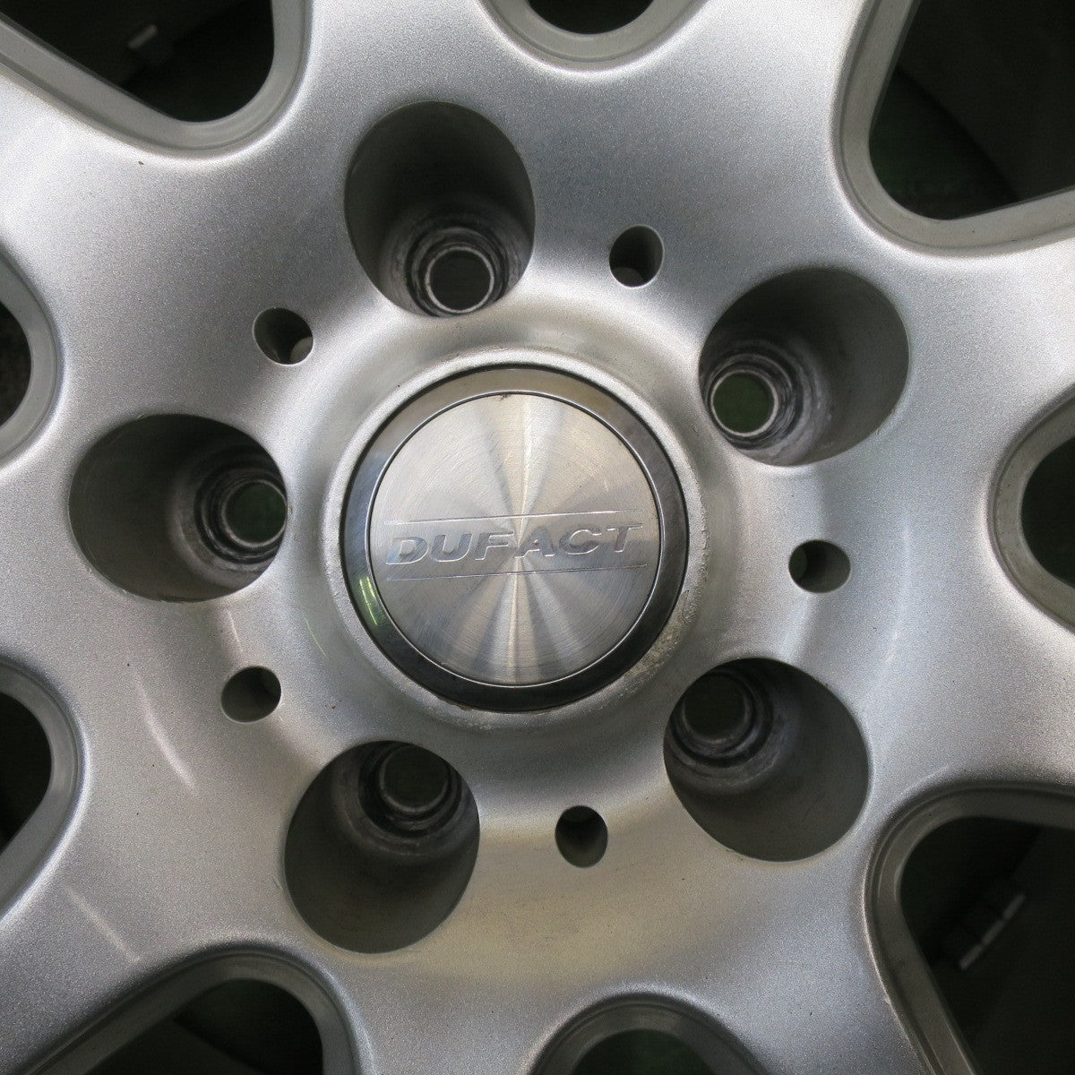 バリ溝!21年!キレイ!9.5分★スタッドレス 215/55R17 ダンロップ ウインターマックス 03 DUFACT デュファクト 17インチ PCD114.3/5H★5092405NJス