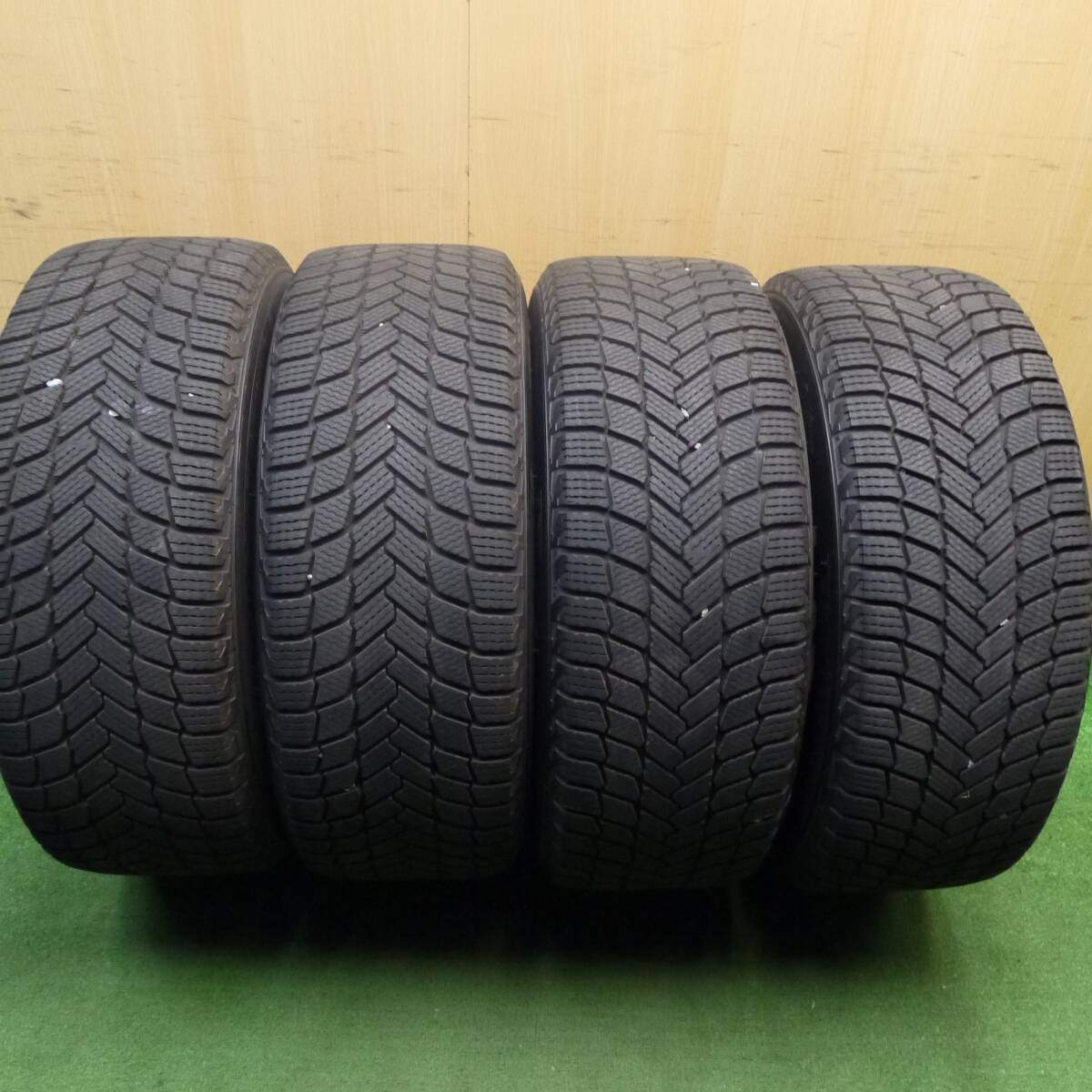 タイヤほぼ未使用!23年!キレイ★アウディ Q3 等 AdvanceLine 235/55R18 スタッドレス ミシュラン X-ICE SNOW SUV アドバンスライン 18インチ PCD112/5H★5031210Hス