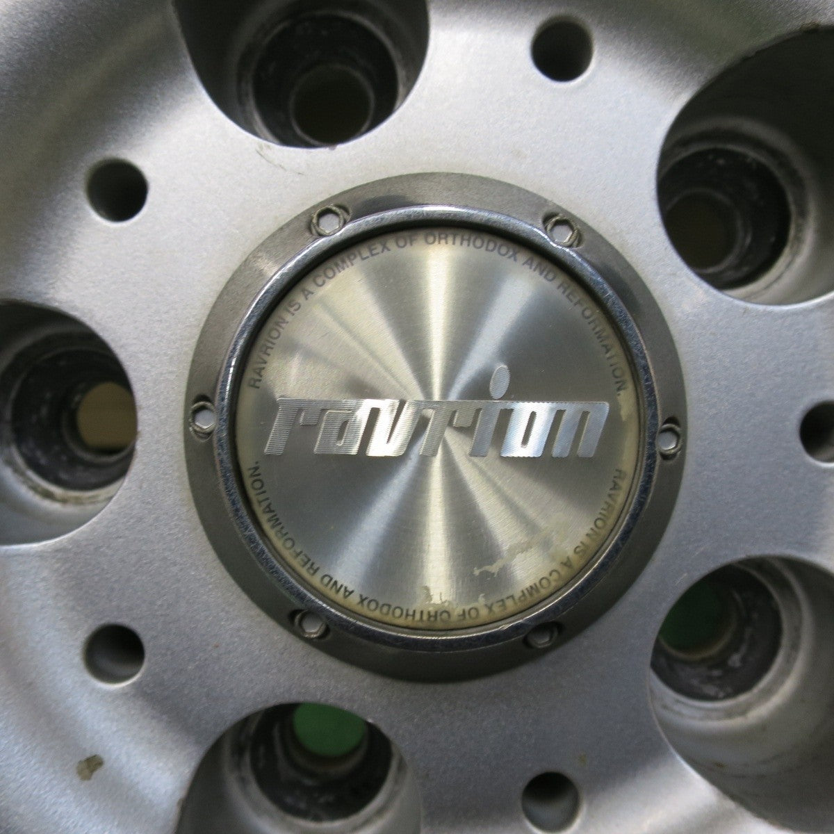 バリ溝!22年!9.5分以上★スタッドレス 195/65R15 ダンロップ ウインターマックス WM02 ravrion ラブリオン 15インチ PCD114.3/5H★5040502イス