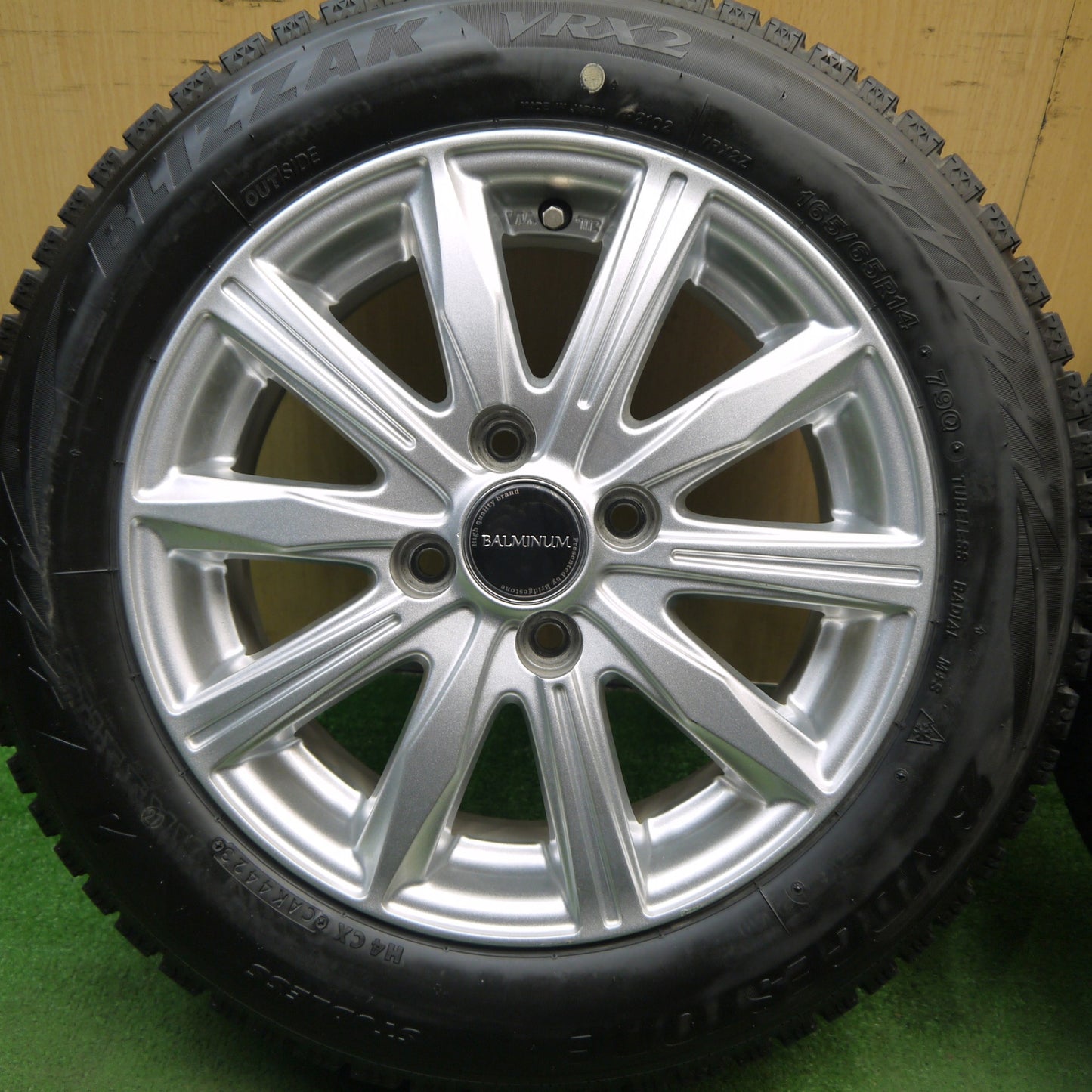 バリ溝!23年!キレイ!9分★スタッドレス 165/65R14 ブリヂストン ブリザック VRX2 BALMINUM バルミナ 14インチ PCD100/4H★5080406Hス