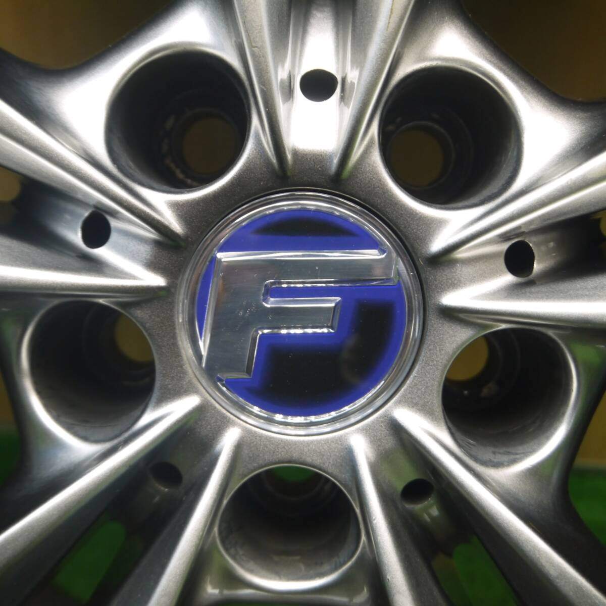 バリ溝!23年!キレイ!9.5分★Lehrmeister L-F LOUNGE 235/60R18 スタッドレス ブリヂストン ブリザック DM-V3 レアマイスター L-Fラウンジ 18インチ PCD114.3/5H★5022111Hス