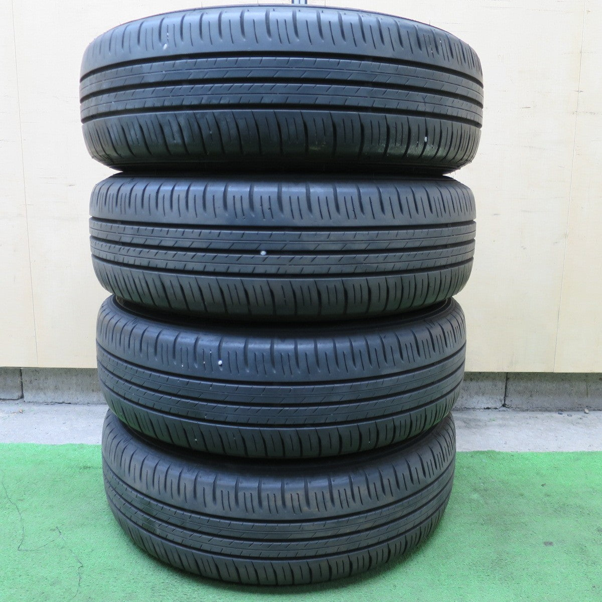 キレイ★トヨタ ヤリス 純正 スチール 175/70R14 ダンロップ エナセーブ EC300+ 14インチ PCD100/4H★6021402ナノ