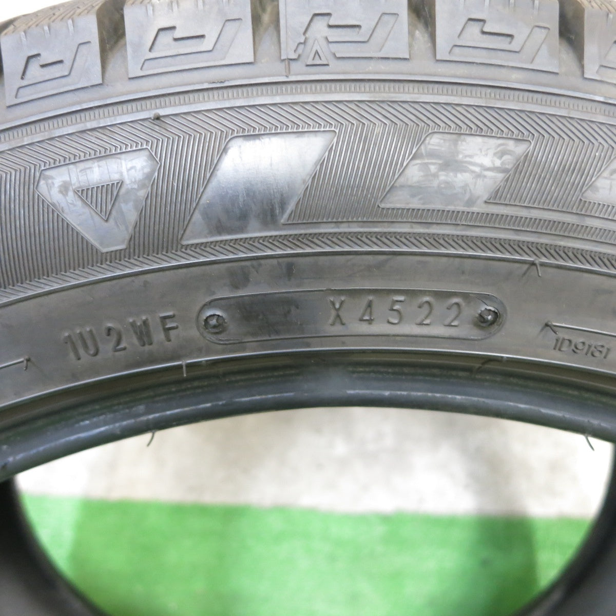 バリ溝!22年!9.5分以上!2本★スタッドレス 255/45R18 ダンロップ ウインターマックス 03 タイヤ 18インチ ベンツ BMW 等★5073004ナスタ