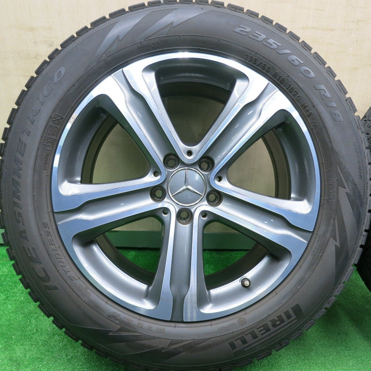 キレイ★ベンツ X253 GLCクラス 純正 235/60R18 スタッドレス ピレリ アイスアシンメトリコ 18インチ PCD112/5H★4111606HAス