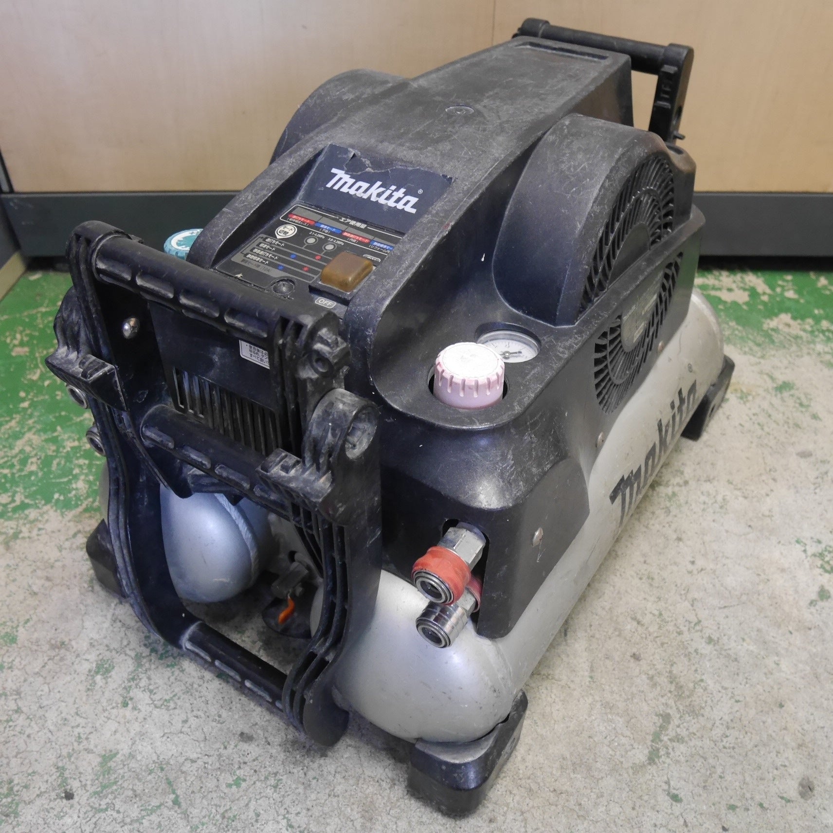 送料無料] ☆マキタ エア コンプレッサー AC430XH 高圧 常圧 用140L 