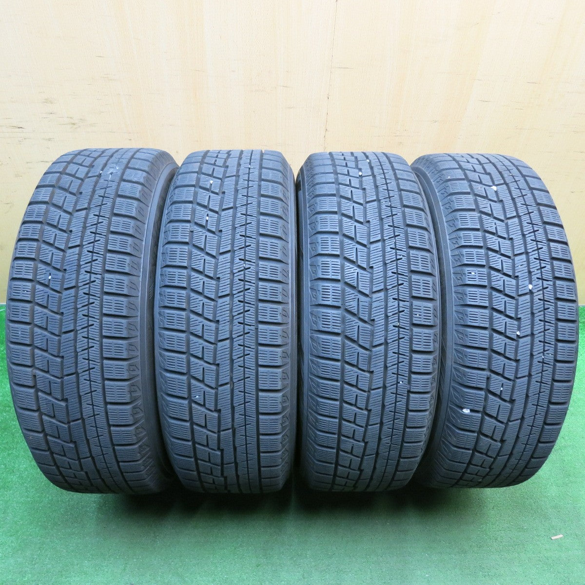 バリ溝!キレイ!9.5分★フォレスター XV 等 225/60R17 スタッドレス ヨコハマ アイスガード iG60 JOKER ジョーカー 17インチ PCD100/5H★5041801TNス