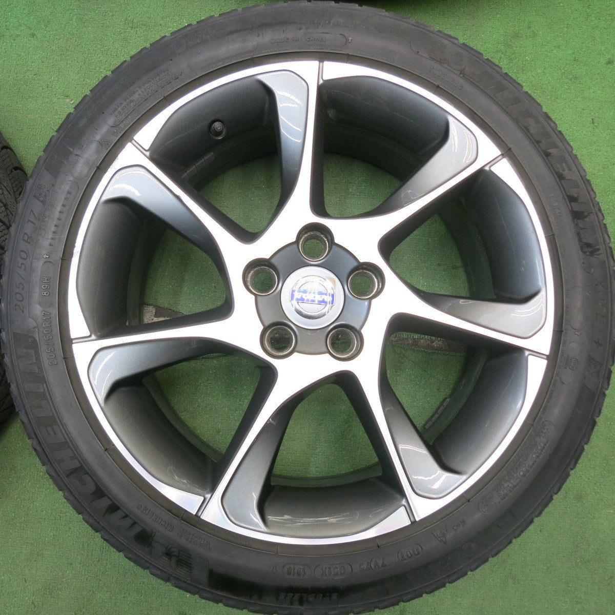 4本価格★ボルボ V40 純正 205/50R17 スタッドレス ミシュラン X-ICE3+ 17インチ PCD108/5H★5083003HAス