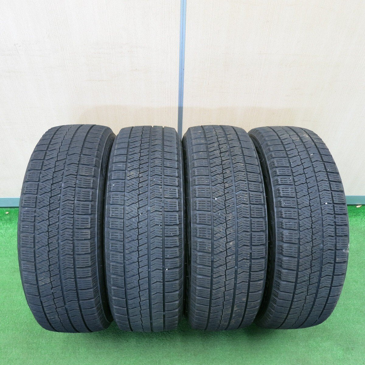 4本価格 22年★スタッドレス 195/65R15 ブリヂストン ブリザック VRX2 AXEL Three アクセル PCD114.3/5H★5021301TNス