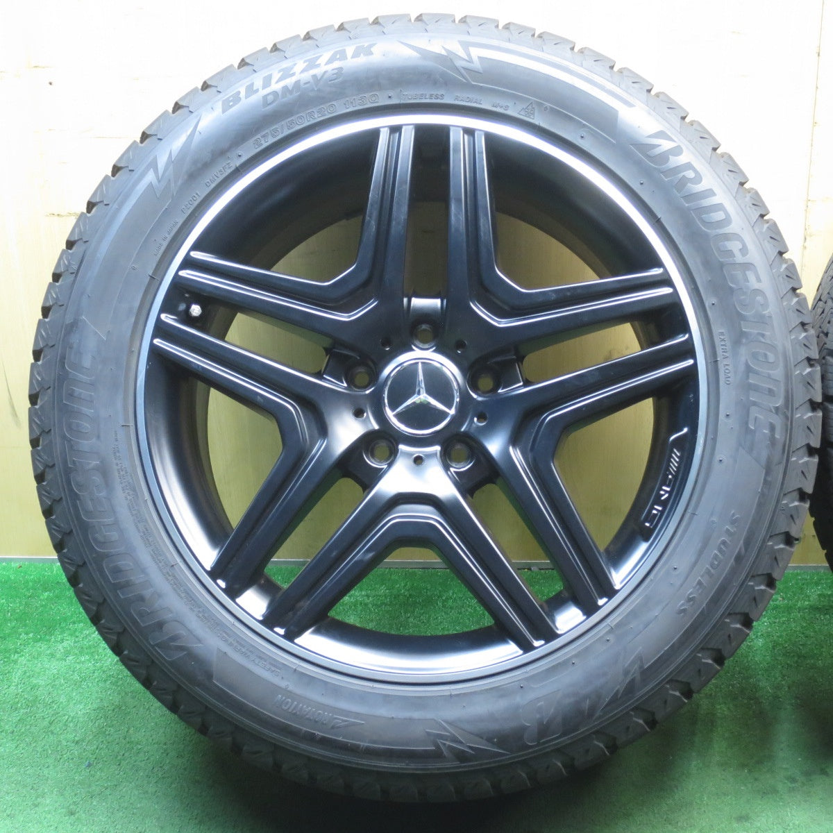 バリ溝!22年!キレイ!9.5分★ベンツ Gクラス W463 G63 純正 AMG 275/50R20 スタッドレス ブリヂストン ブリザック DM-V3 20インチ PCD130/5H★5081103NJス
