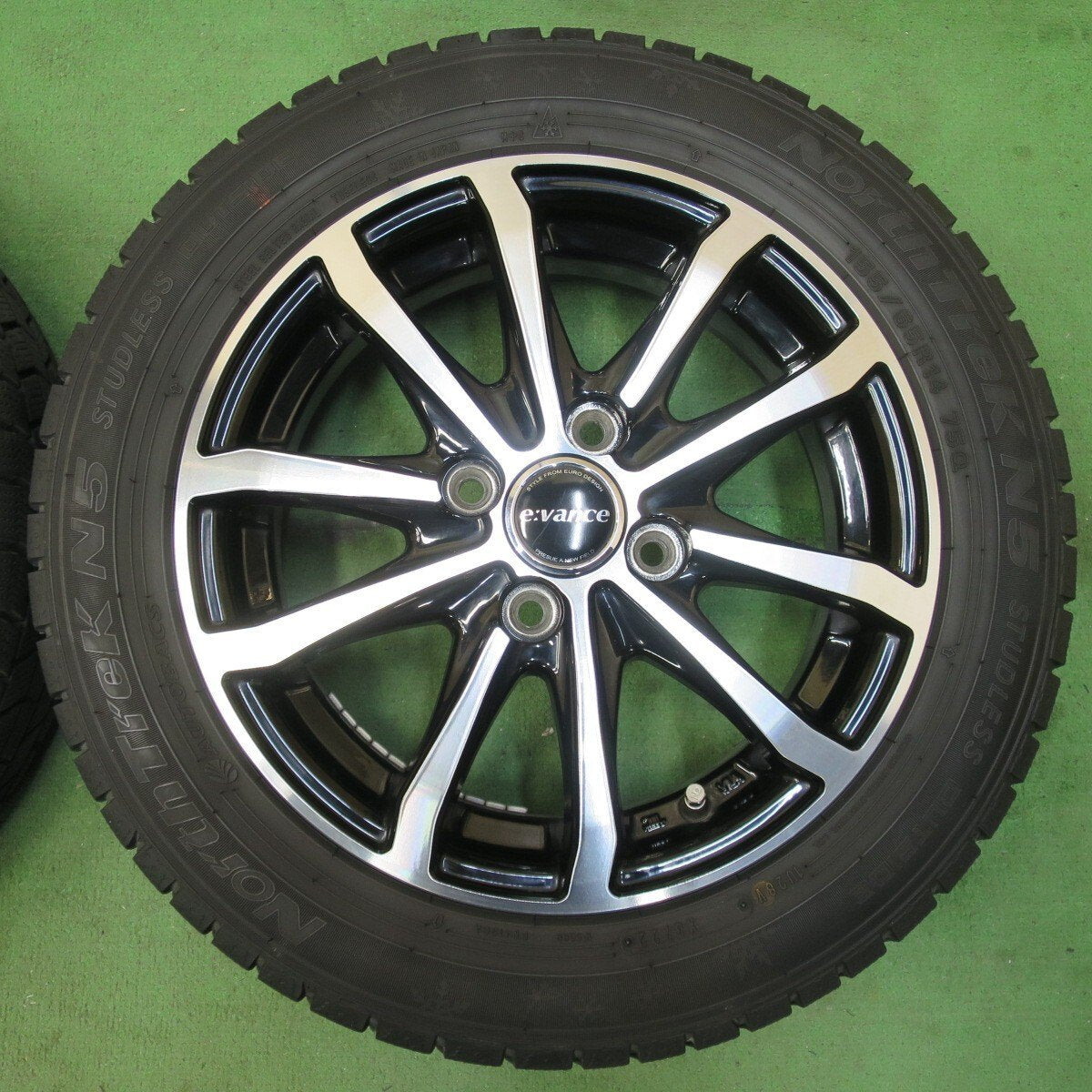 バリ溝!22年!キレイ!8.5分★スタッドレス 155/65R14 オートバックス ノーストレック N5 e:vance HA1 evance エヴァンス 14インチ PCD100/4H★5032610イス