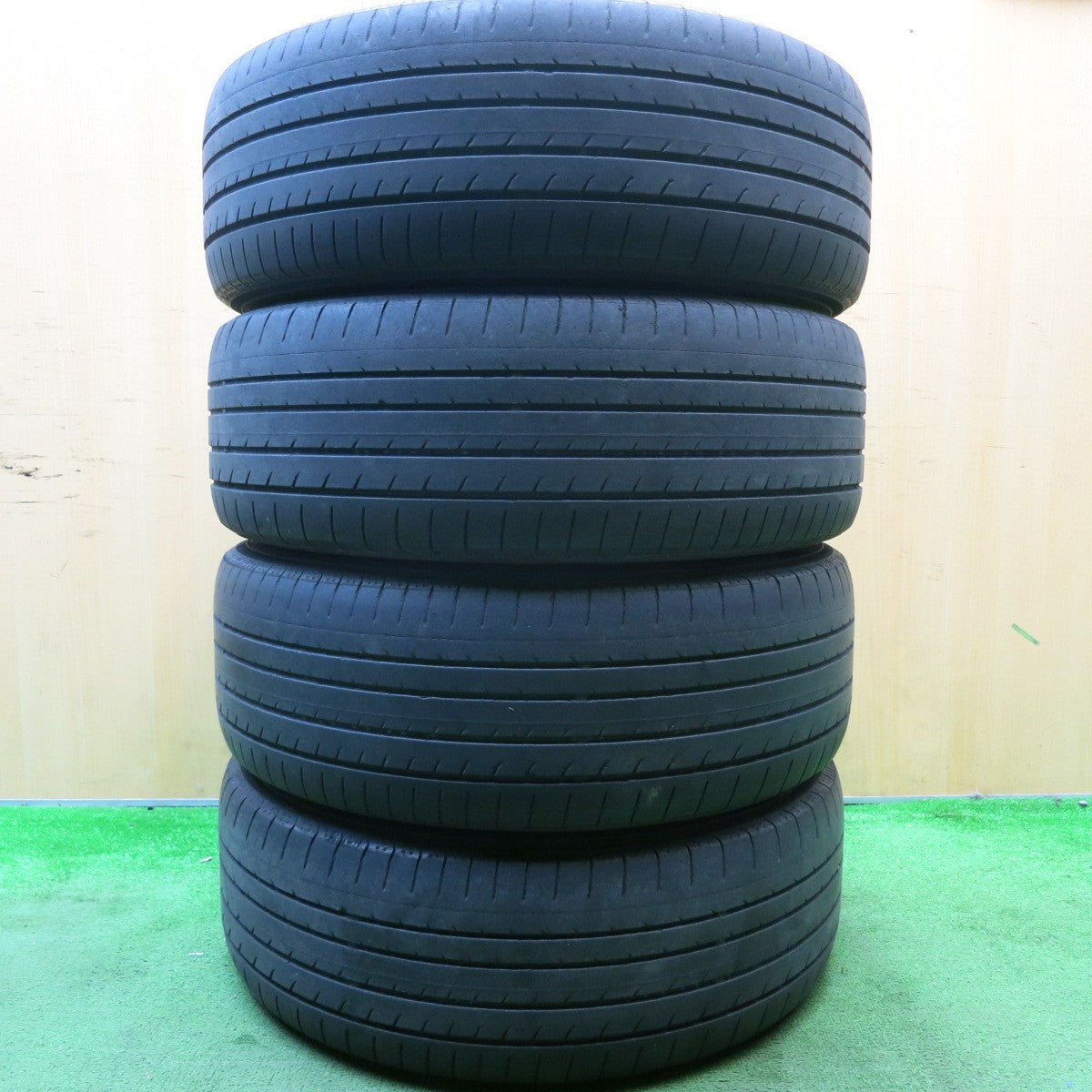 4本価格★LEONIS UC 215/60R17 ヨコハマ ブルーアース RV-02 レオニス 17インチ PCD114.3/5H★5050301HAノ