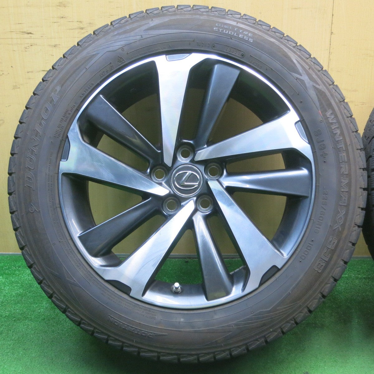 センサー付!バリ溝!21年!キレイ!9.5分★レクサス NX バージョンL 純正 225/60R18 スタッドレス ダンロップ ウインターマックス SJ8 18インチ PCD114.3/5H★5051801NJス